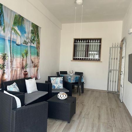 Casa Vacanze Nina Torre Ovo Exterior foto